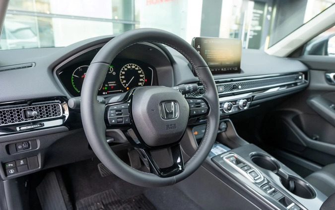 Honda Civic cena 164390 przebieg: 6, rok produkcji 2023 z Rymanów małe 46